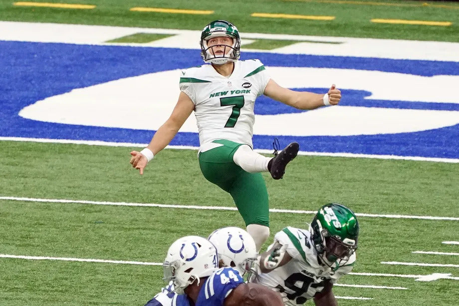 Eagles Add Ex-Jets Punter Braden Mann: Cut Arryn Siposs